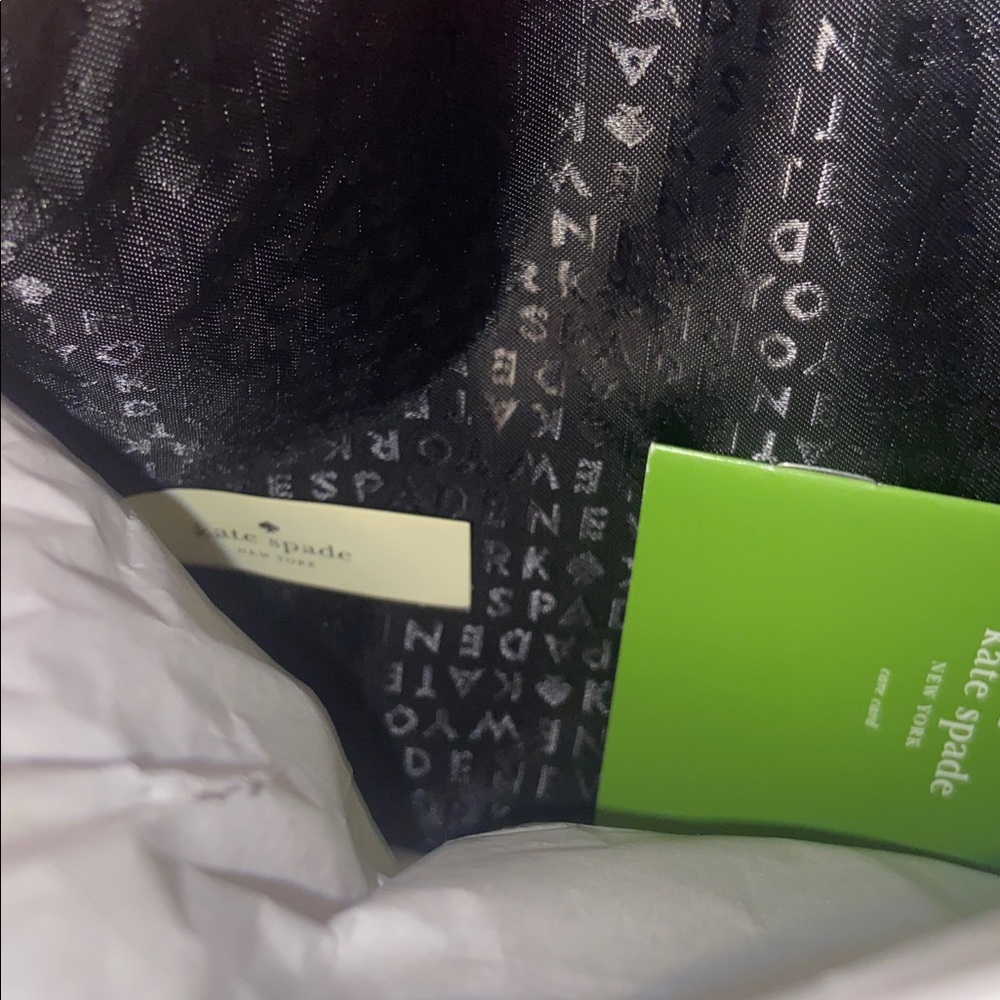 Kate Spade NWT Large Cosmetics Case - Picture 5 of 8